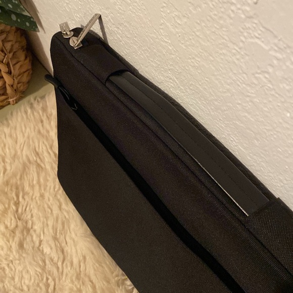 MOSISO LAPTOP / TABLET Sleeve - Picture 4 of 8